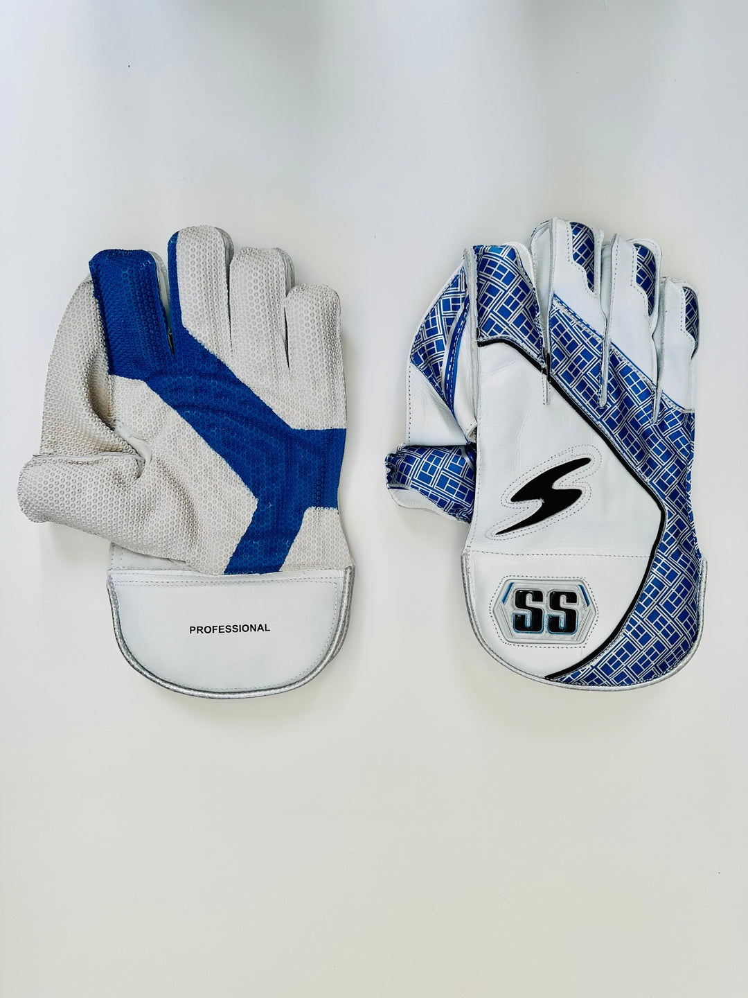 SS Professional Wicket Keeping Gloves