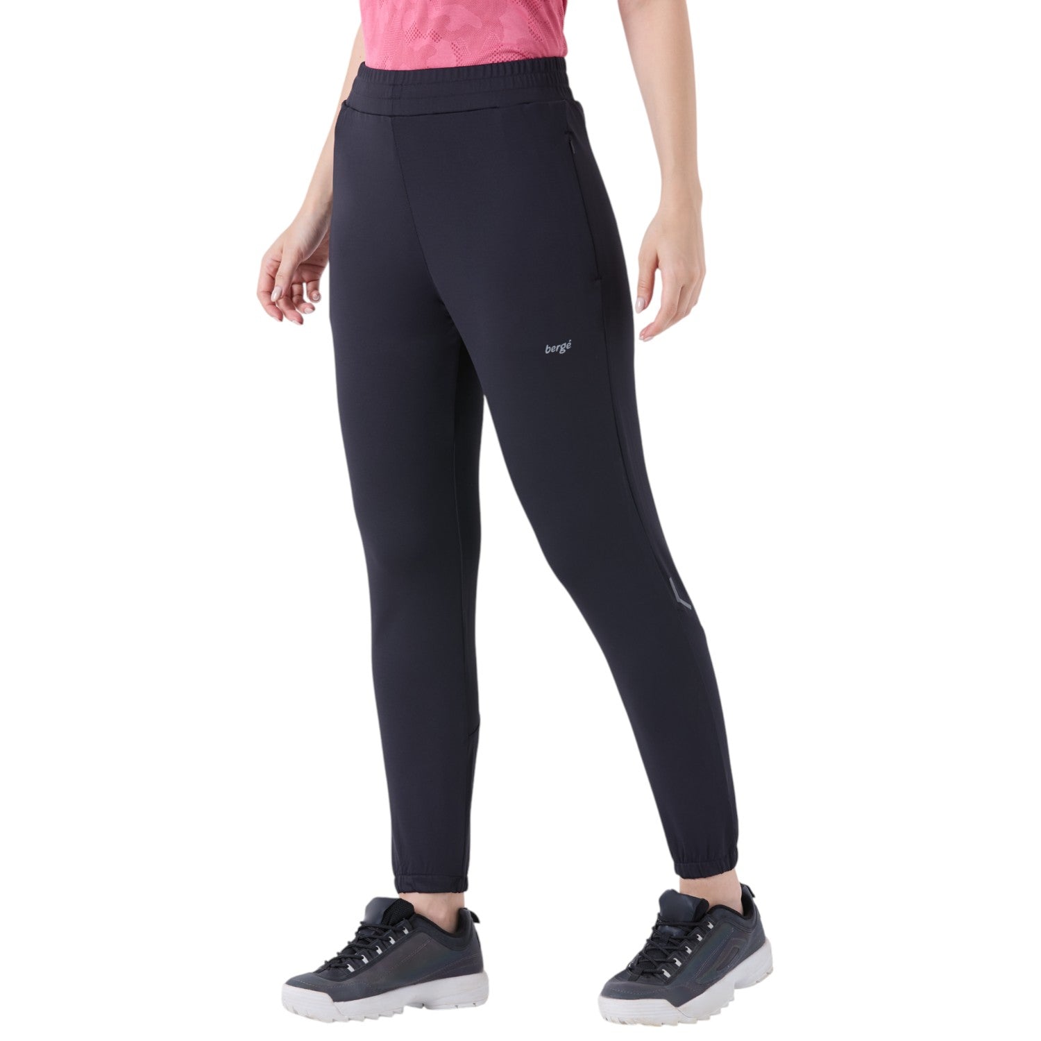 Berge Women Joggers 2176