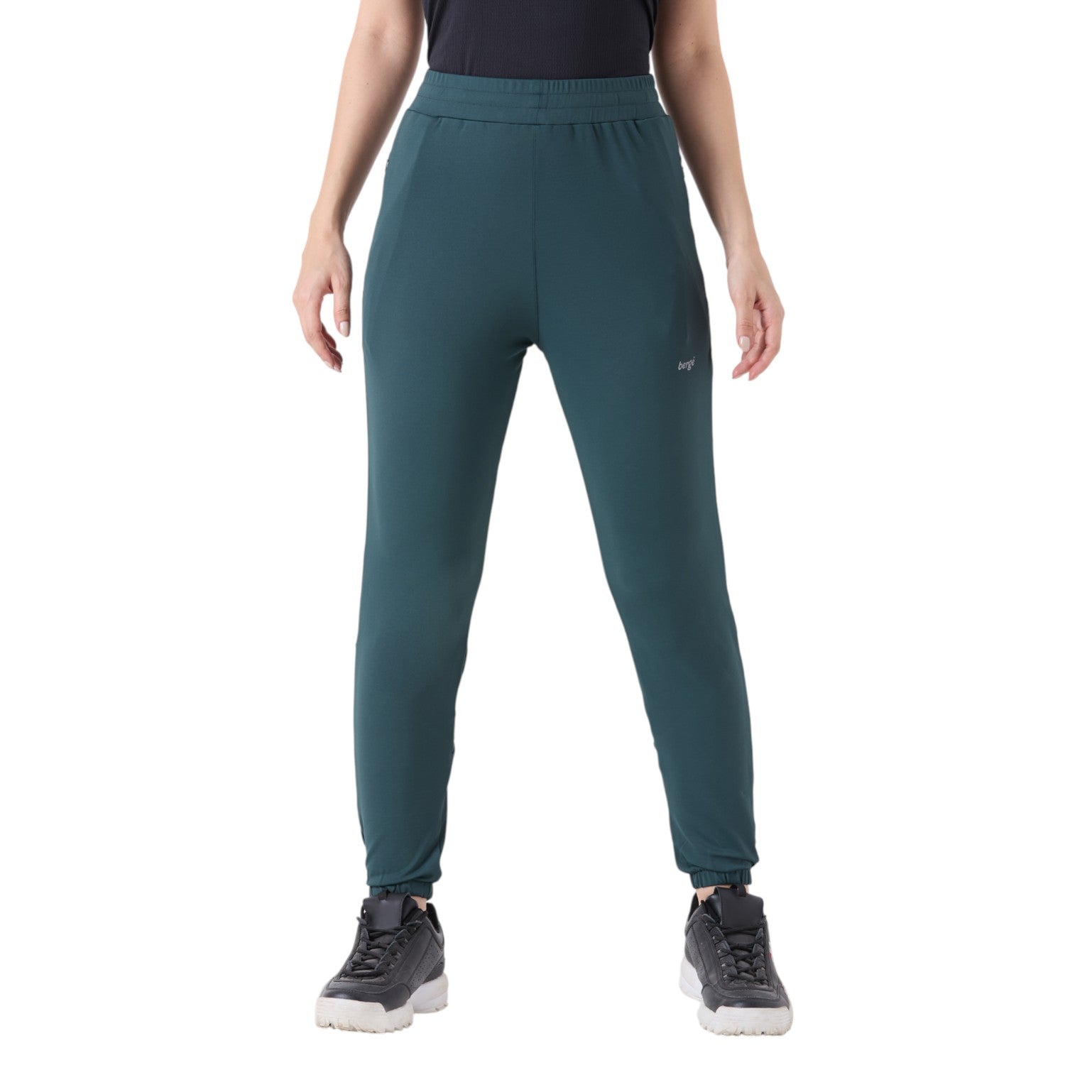 Berge Women Joggers 2176