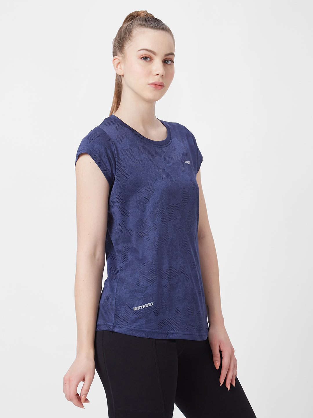 Berge Women T-Shirts 8131