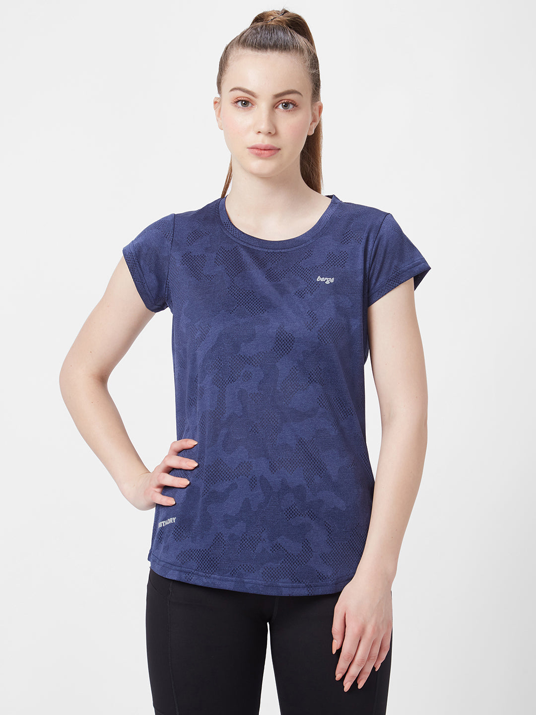 Berge Women T-Shirts 8131