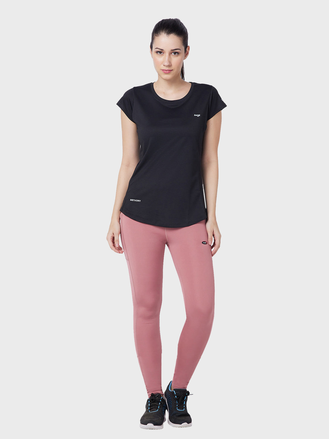 Berge Women T-Shirts 8137