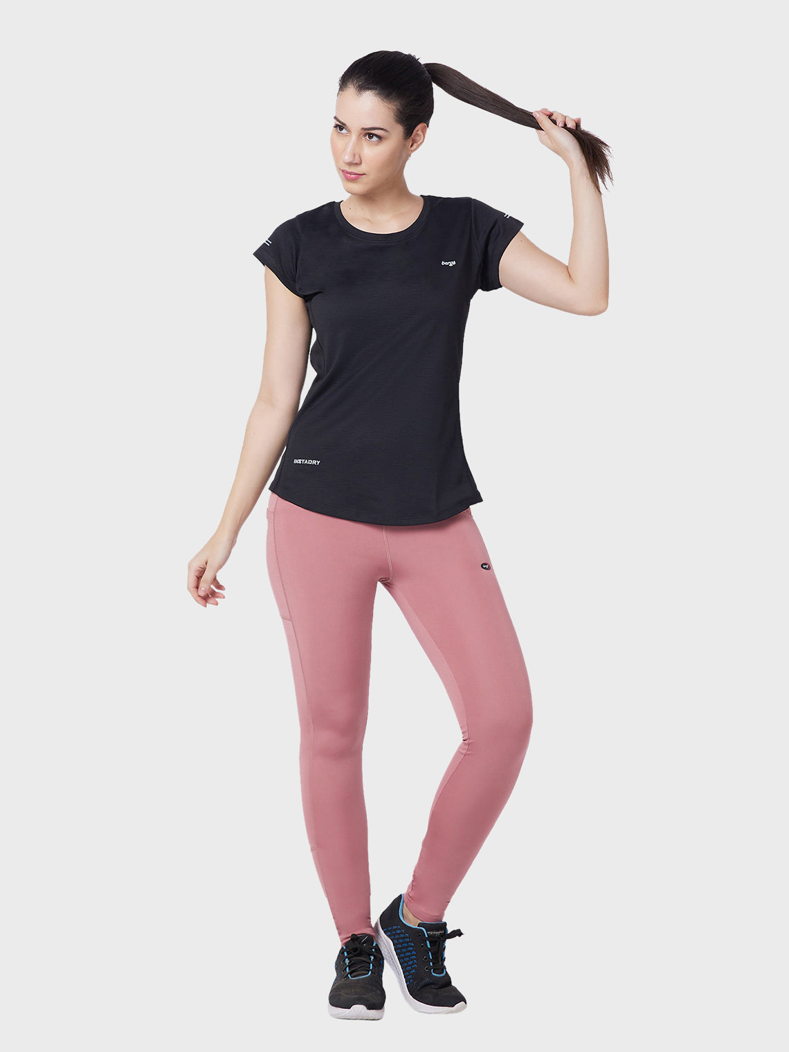 Berge Women T-Shirts 8137