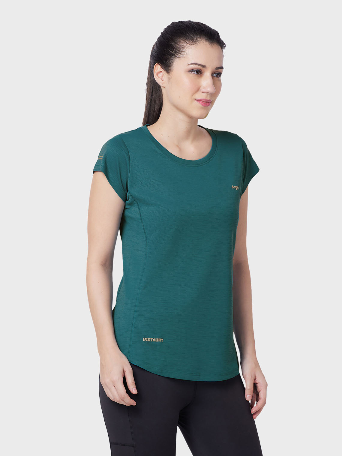 Berge Women T-Shirts 8137