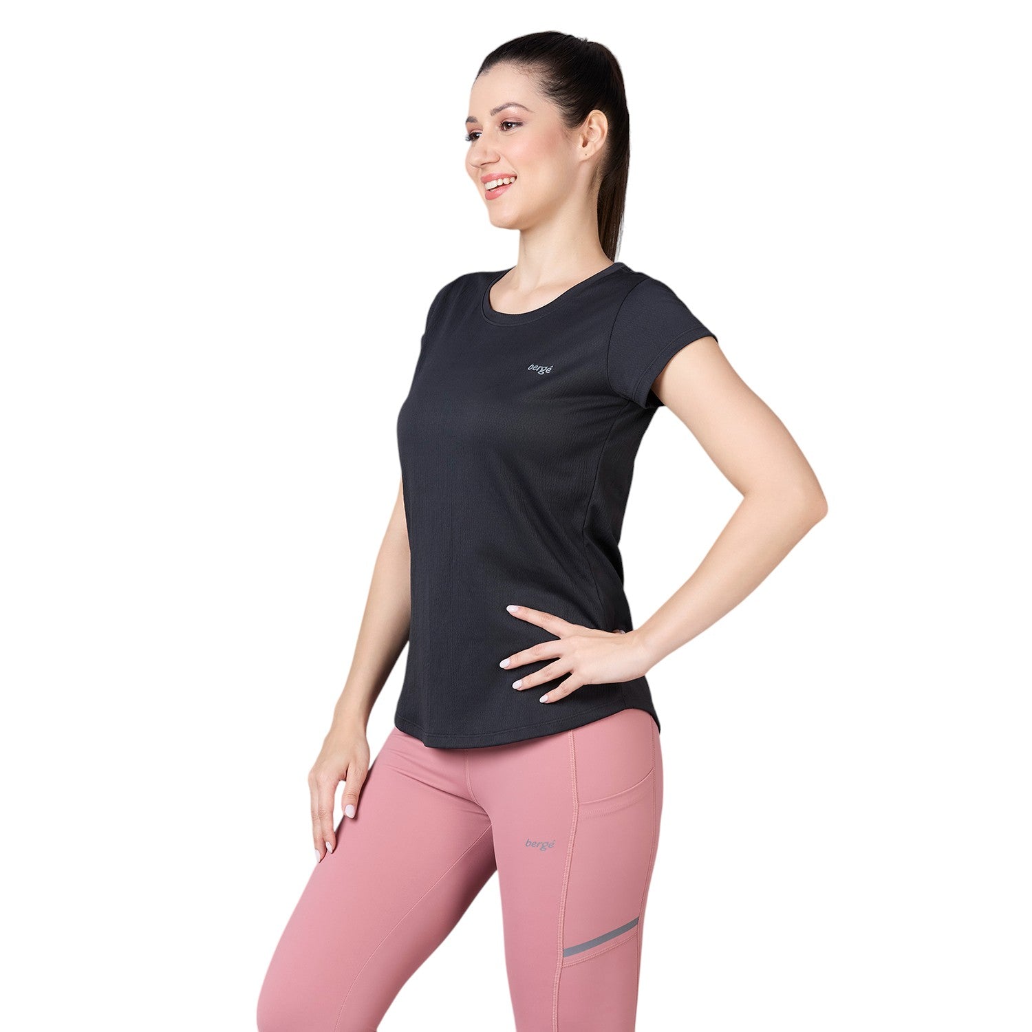 Berge Women T-Shirts 8140