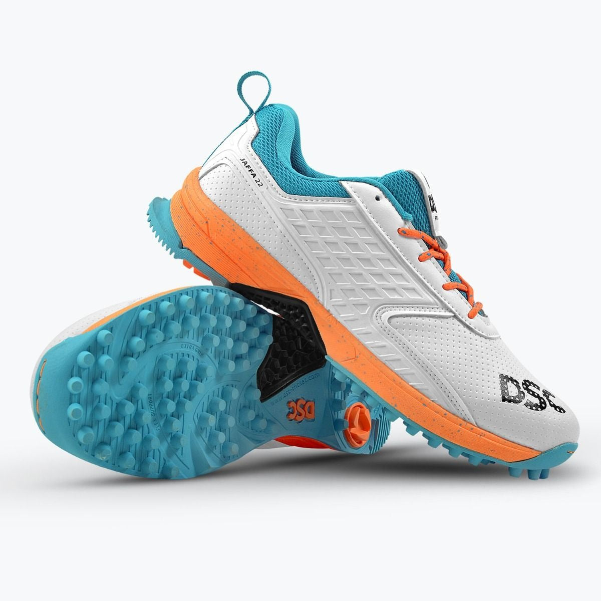 DSC Jaffa 22 cricket shoes with high-traction sole for match play