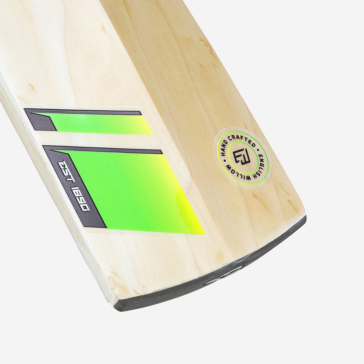 Batter holding the KB Kahuna Pro 5.0 English willow bat in batting stance
