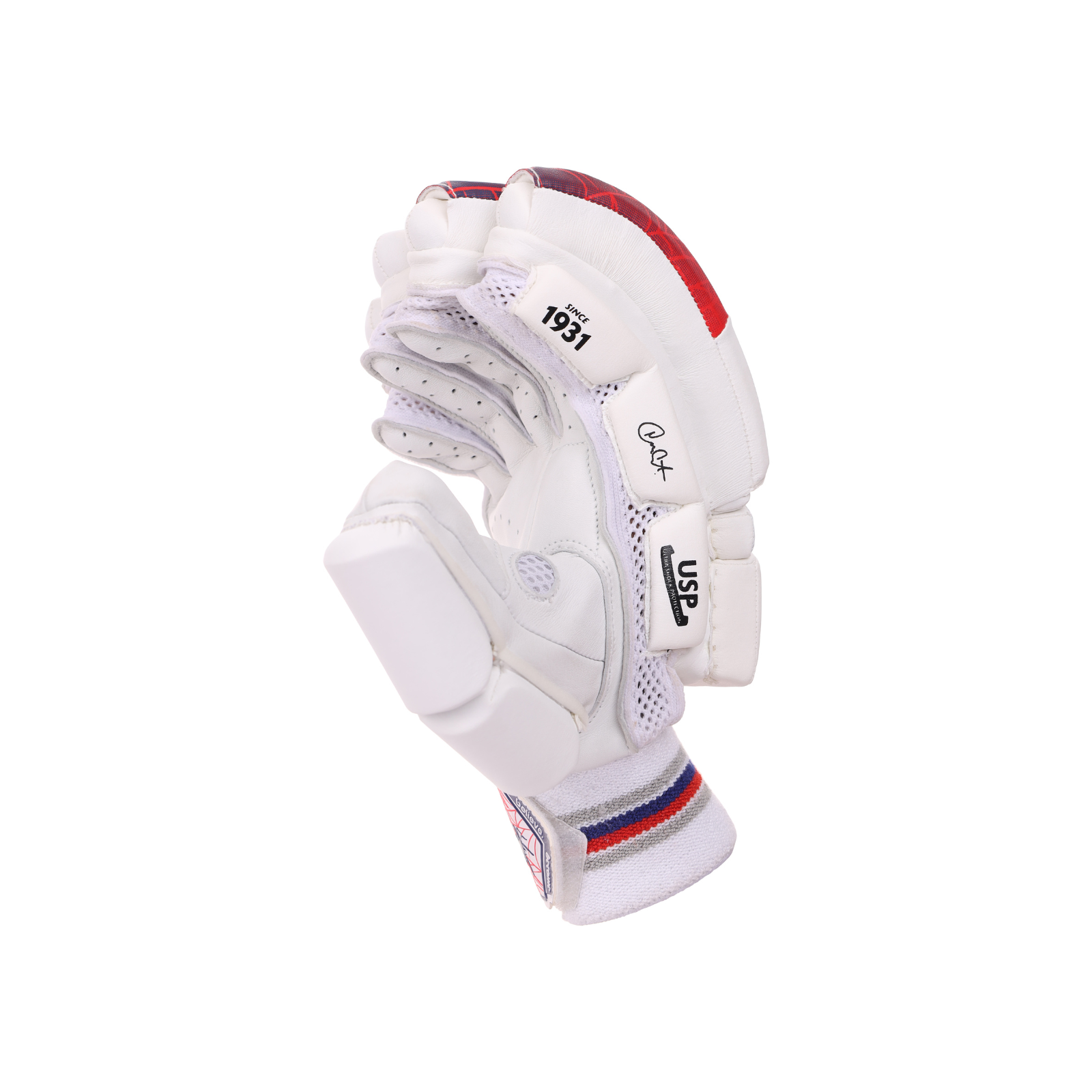 Wrist strap and comfortable fit of the SG RP 17 batting gloves