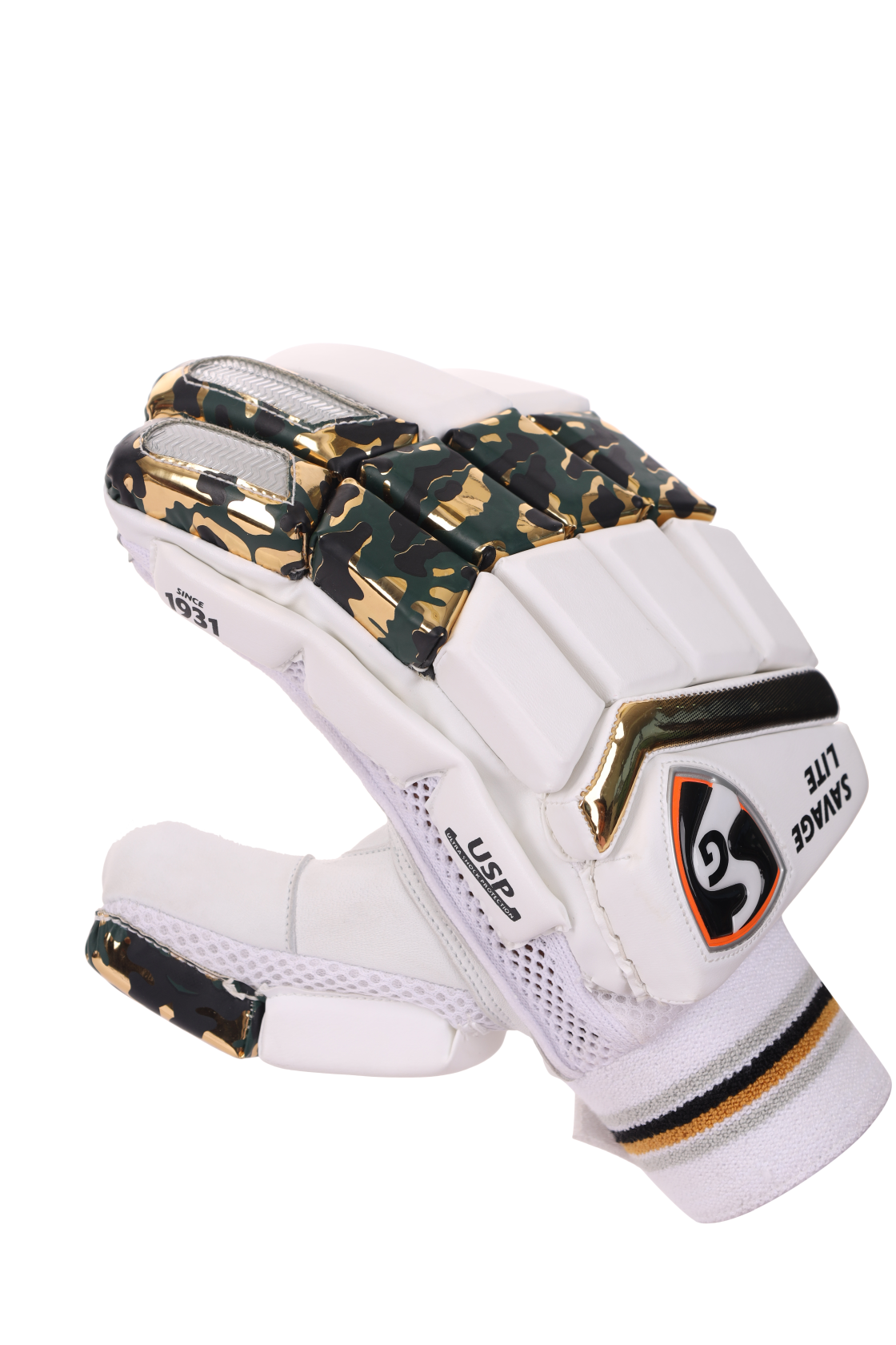 Thumb guard close-up of the SG Savage Lite cricket gloves
