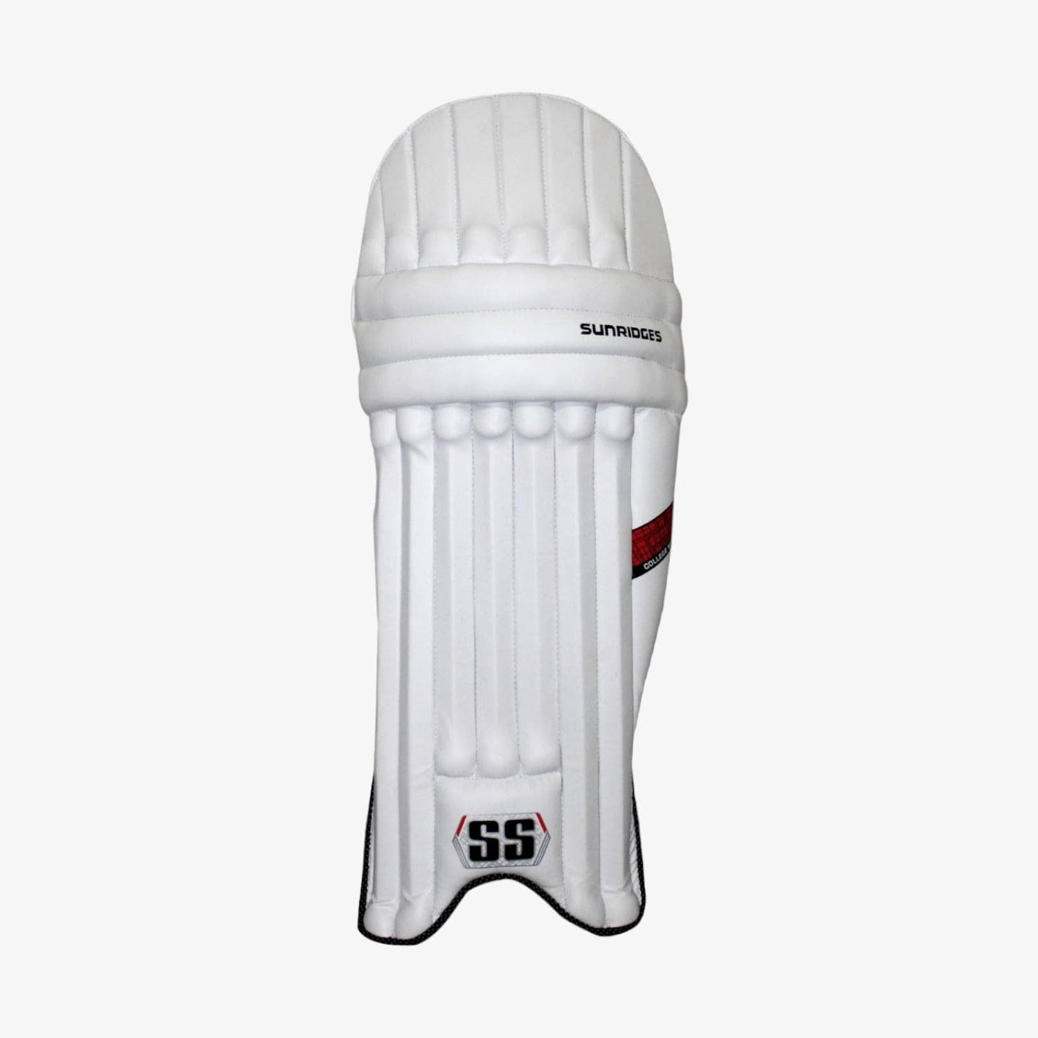 Lightweight build, straps and fit of the SS College MX batting pads