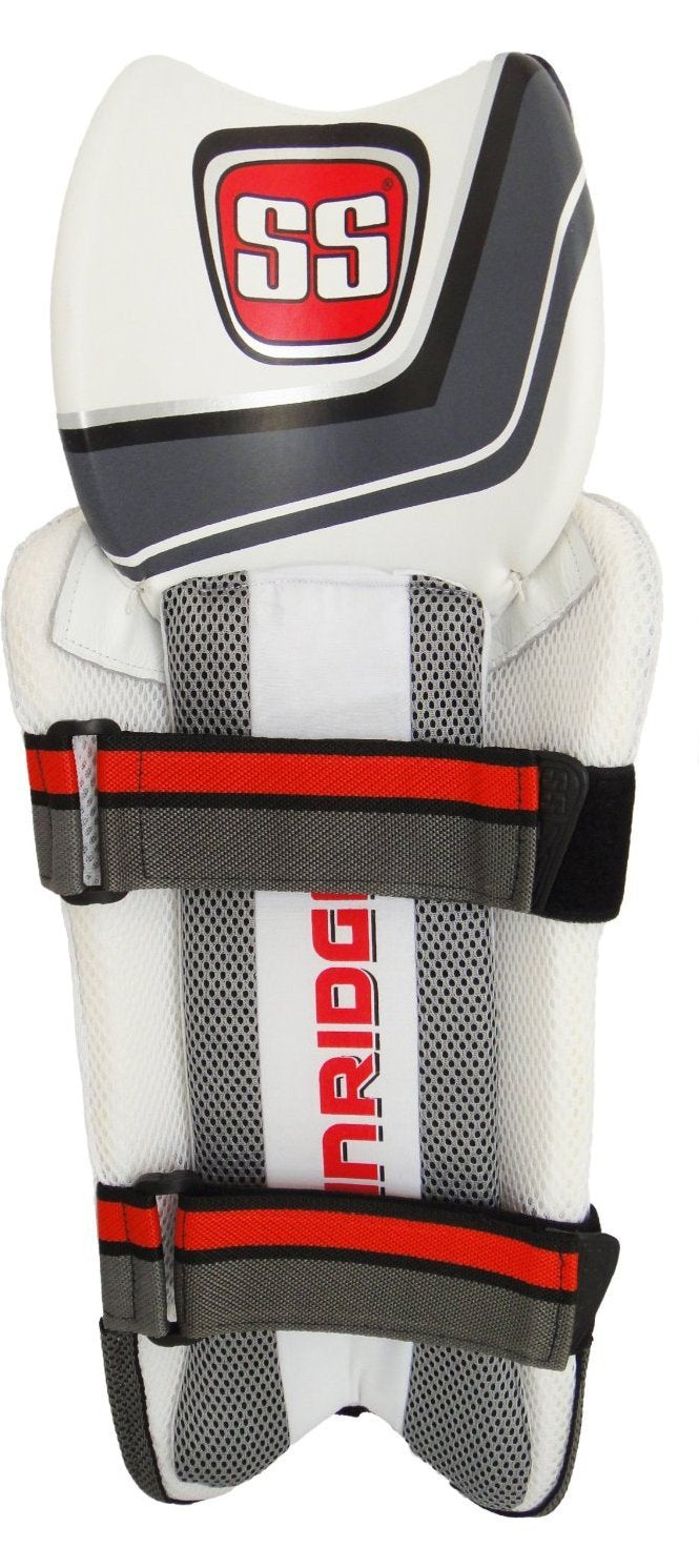 Flexible, comfortable fit of the SS Flexi Pro wicket keeping leg guards