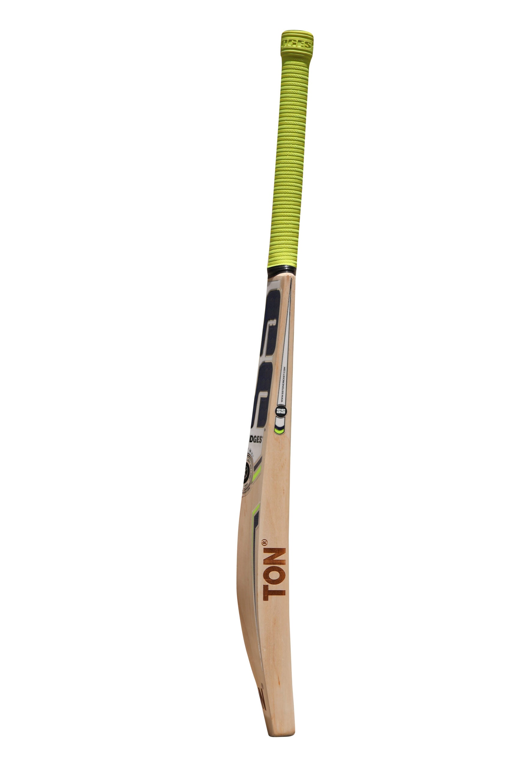 Grip and handle of the SS Waves English willow cricket bat