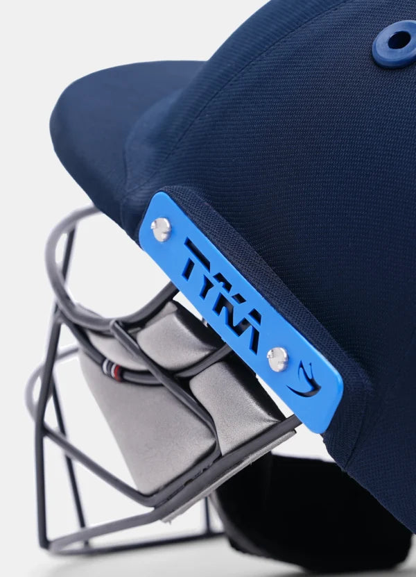 Close-up of the grille bars on the Tyka Force Match cricket helmet